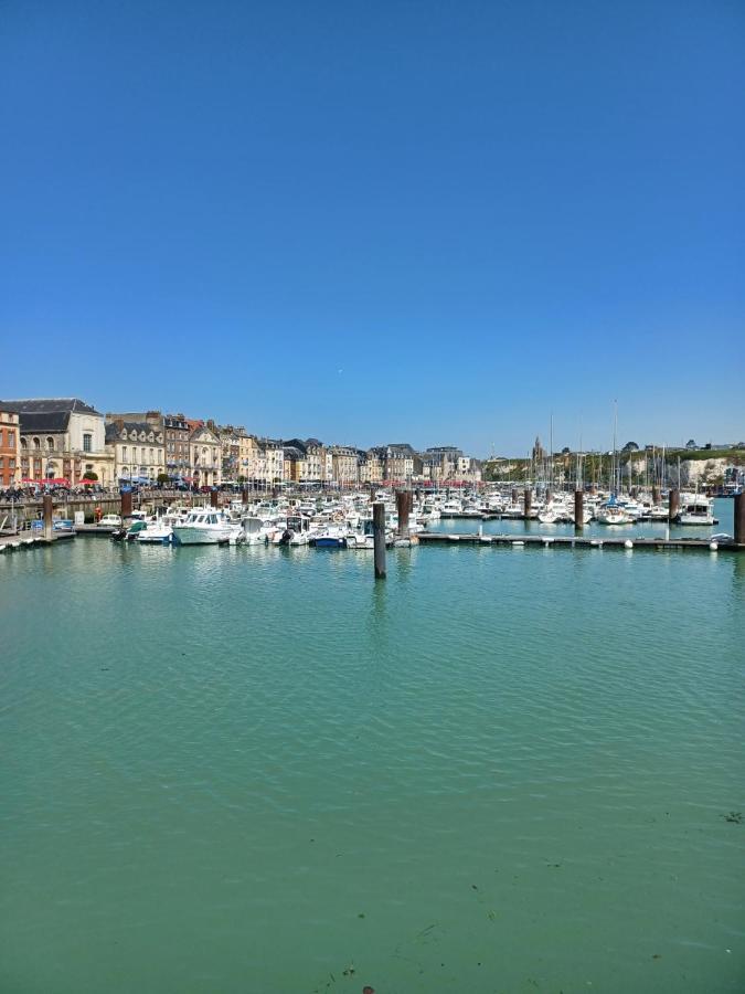 Bleu D'Arques Appartement Lumineux Et Calme 迪耶普 外观 照片